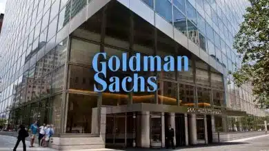 US Dollar Stability: Goldman Sachs CEO Dismisses Bitcoin as a Threat