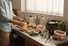 essential tips for packing food for your